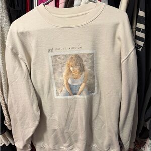 Taylor Swift Cream 1989 Edition Sweatshirt